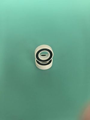 Bantalan bola keramik berlindung ganda terbuat dari ZrO2 Zirconia / Si3N4 Silicon Nitride / SSiC Silicon Carbide